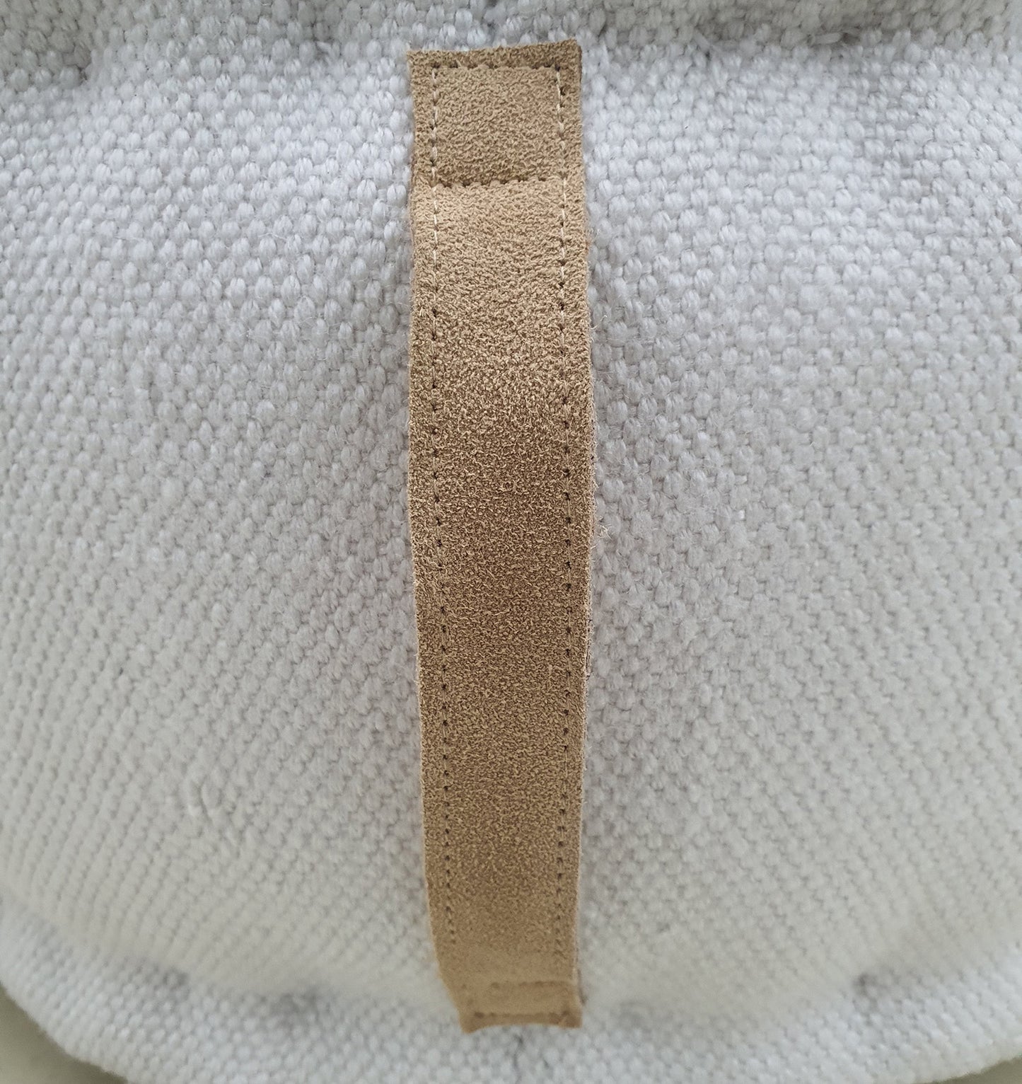 100% Polyester Pouf With Handle PF-142