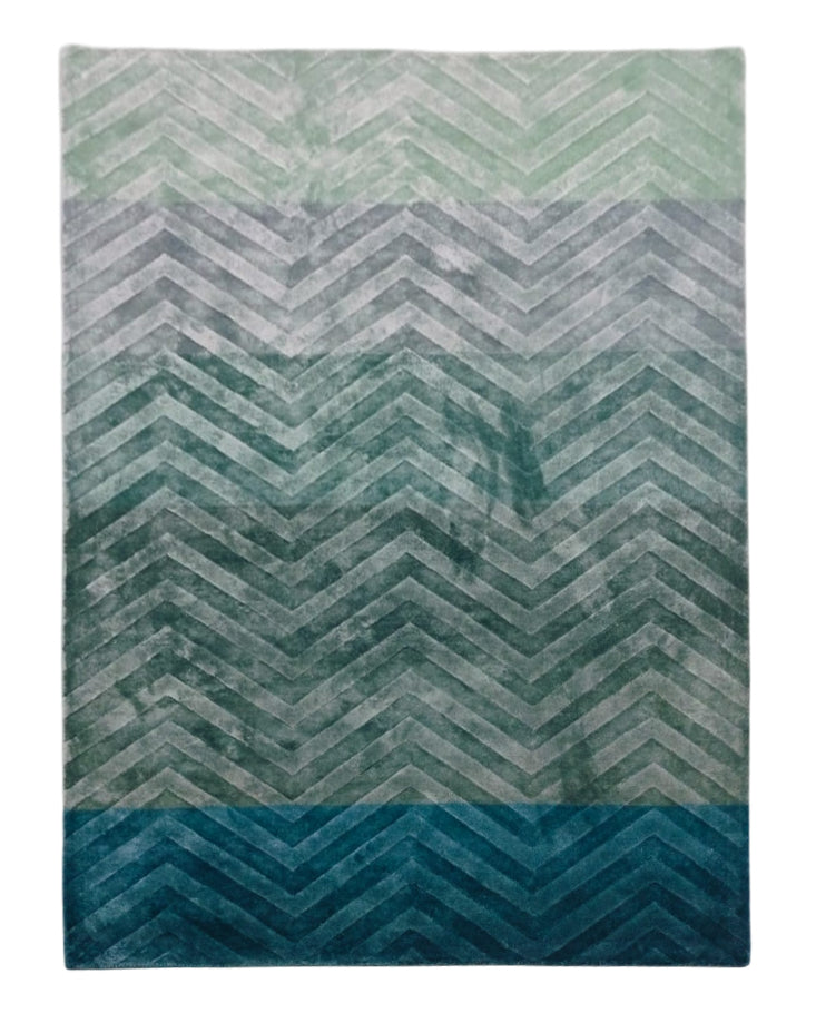 Chevron Gradient Hand Tufted Carpet MHT-15