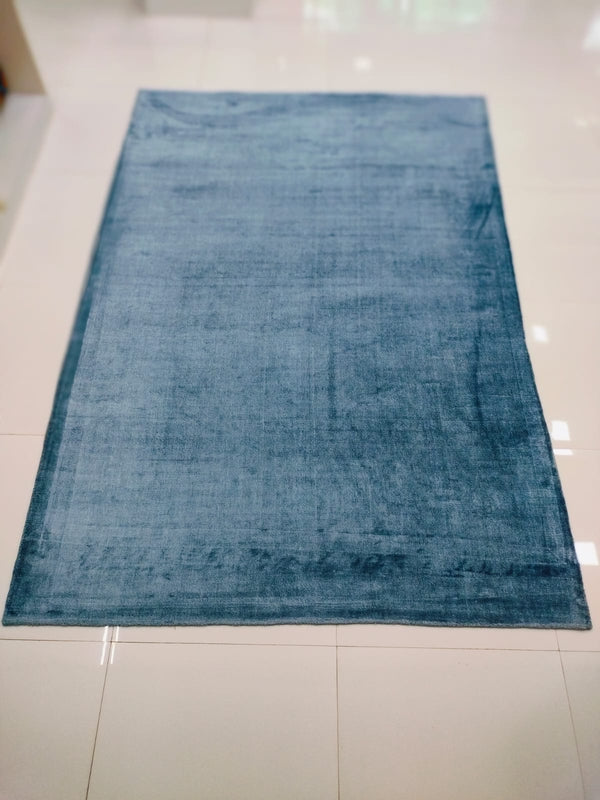 Ocean Blue Finish Hand Tufted Carpet MHT-26