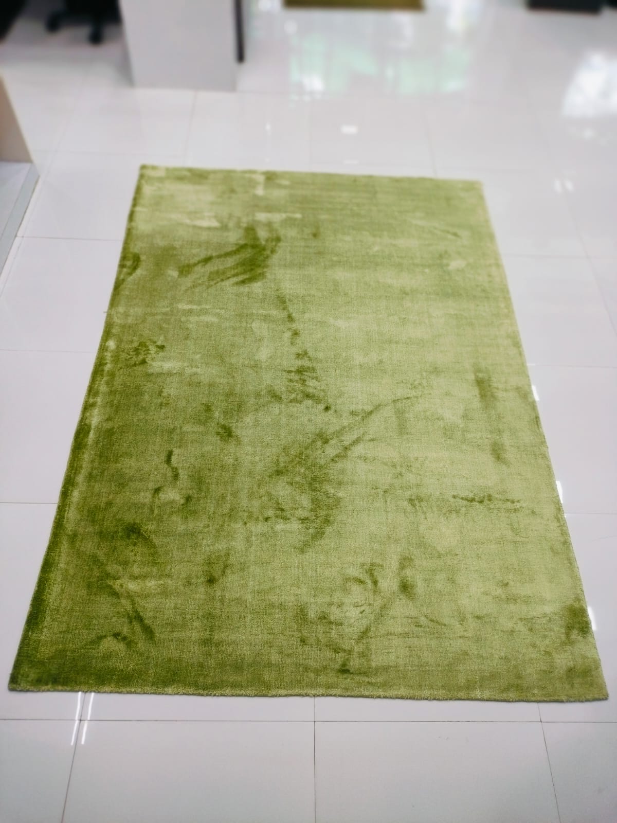 Olive Green MHT-27 Contemporary Handmade Rug