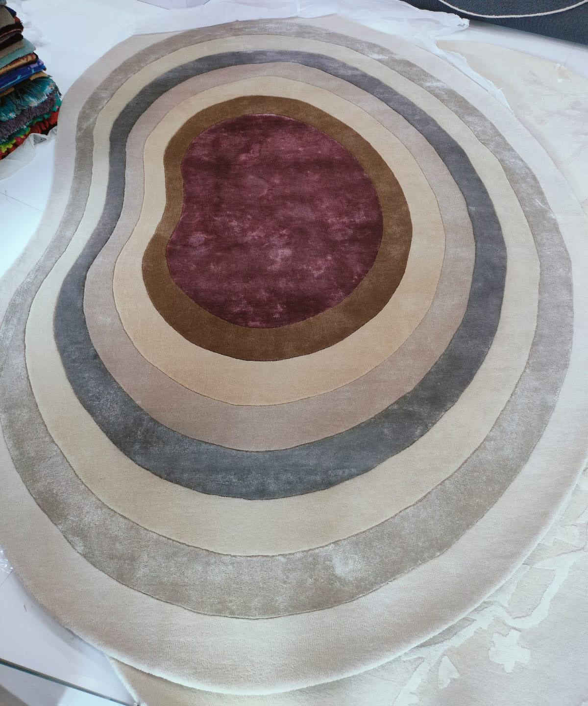Concentric Ripple MHT-30 Artisan Area Rug