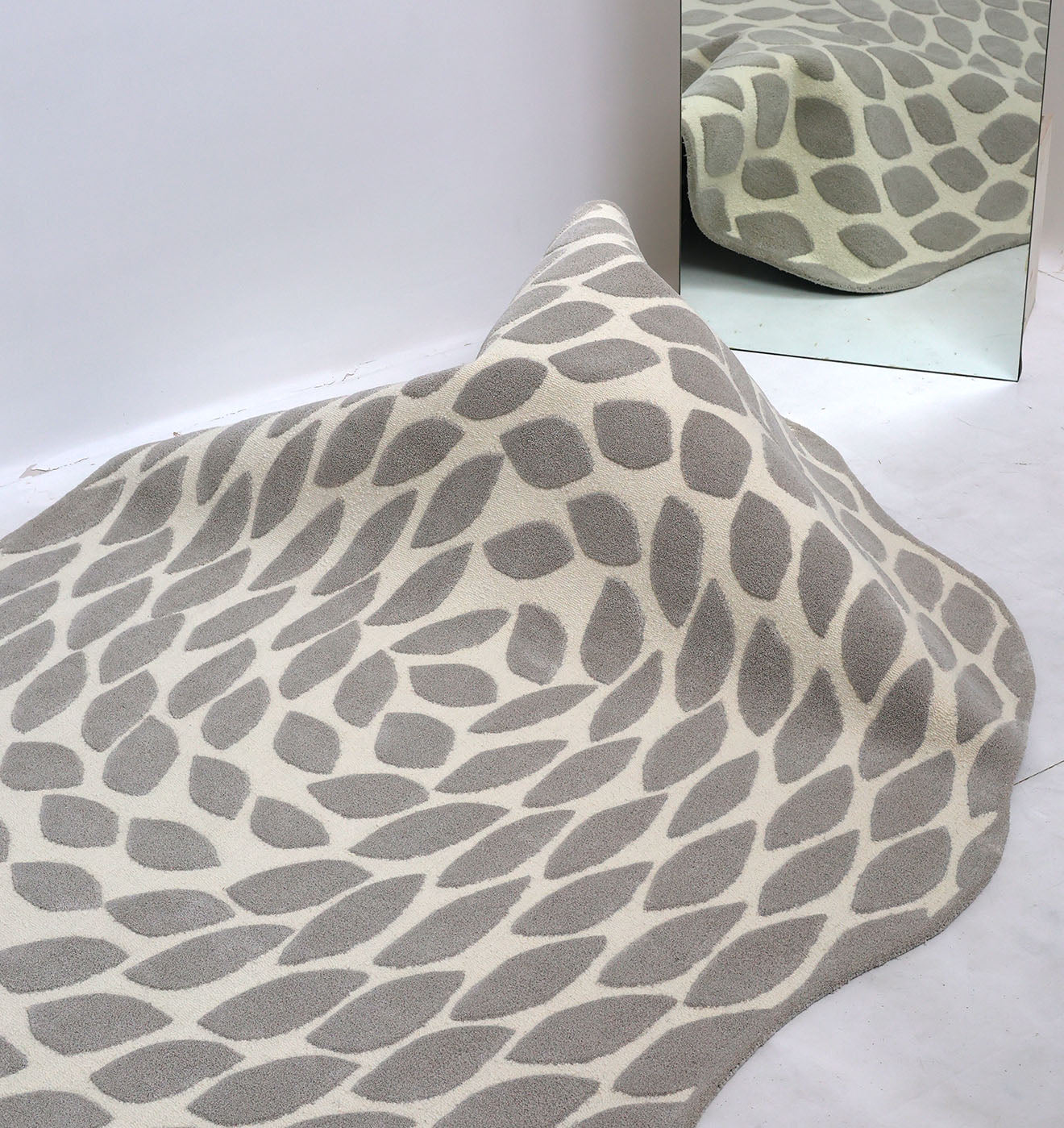 Stone Pebble Pattern Hand Tufted Carpet MHT-46