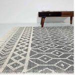 Hand Woven Fringes Rug Natural & Black Color SRN-018