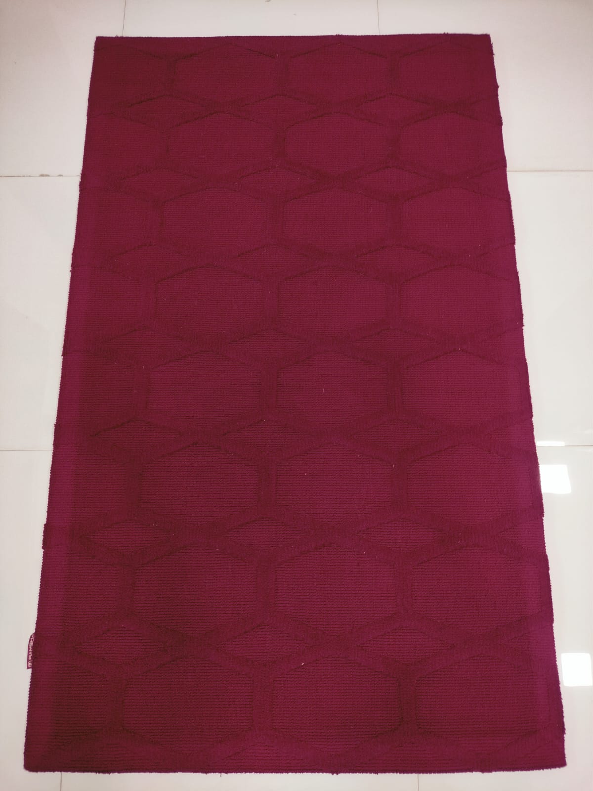 Contemporary Pattern Machine Made Rug – MM-06 (3×5 FT)