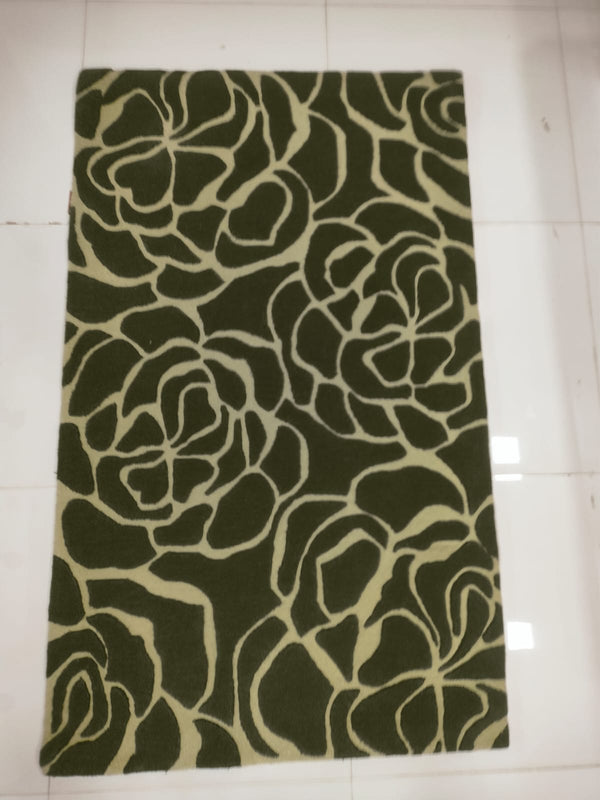 Floral Pattern Machine Made Rug – MM-04 (3×5 FT)