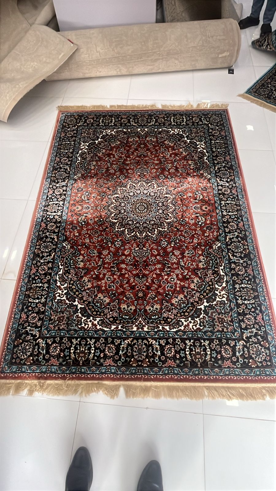 Classic Pattern Machine Made Home Décor Rug – MM-15 (5×7 FT)